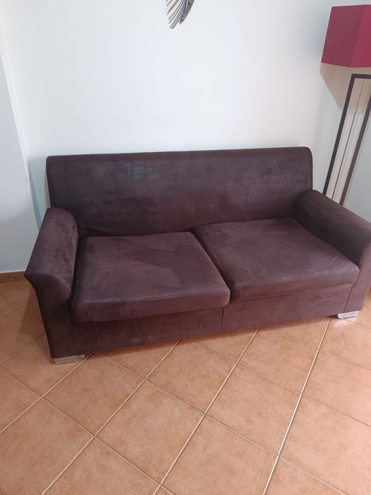 Sofá cama + móvel de sala