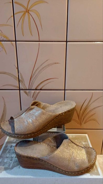 Klapki Jana r.36 super lekkie