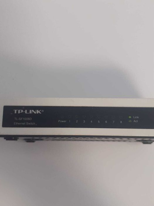 Ethernet Switch Tp-Link TL-SF1008D