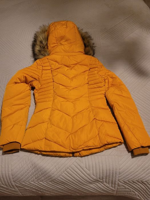 Sprzedam kurtke zimową.