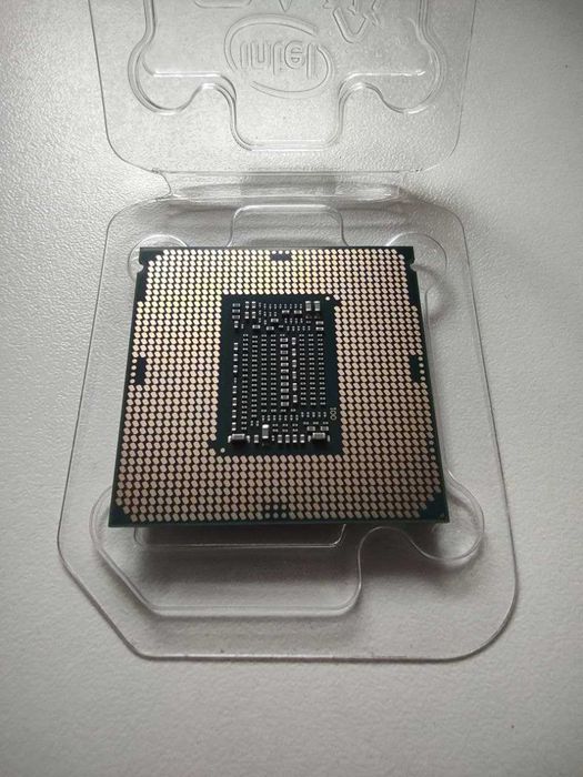 Комплект: процесор i5 9400F + плата ASUS B360M-K + кулер