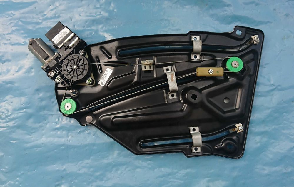 Volkswagen Podnośnik szyby przód tył REGENER W-WA