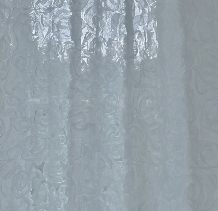 Kolekcja RÓŻA 3D Komplet 2 firany 130x60