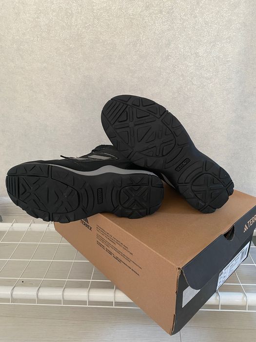 Б/в Черевики дитячі Adidas Terrex Hyperhiker Mid Hiking Black ID4857