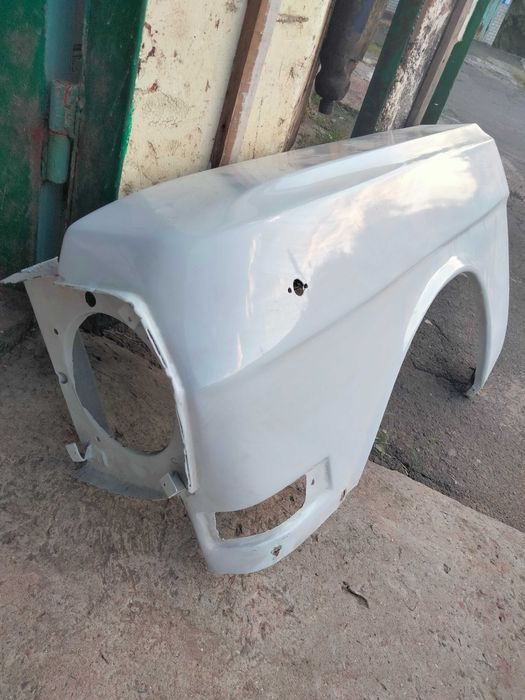 Крило для Волга 24