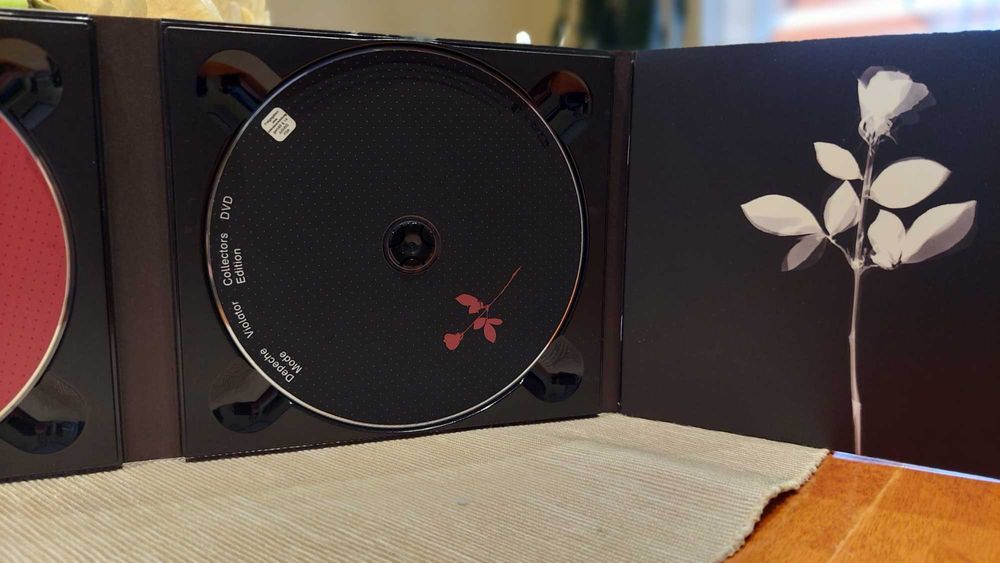 洋楽 Depeche Mode Violator(SACD) + DVD(Pal) Amazon.co.jp: VIOLATOR