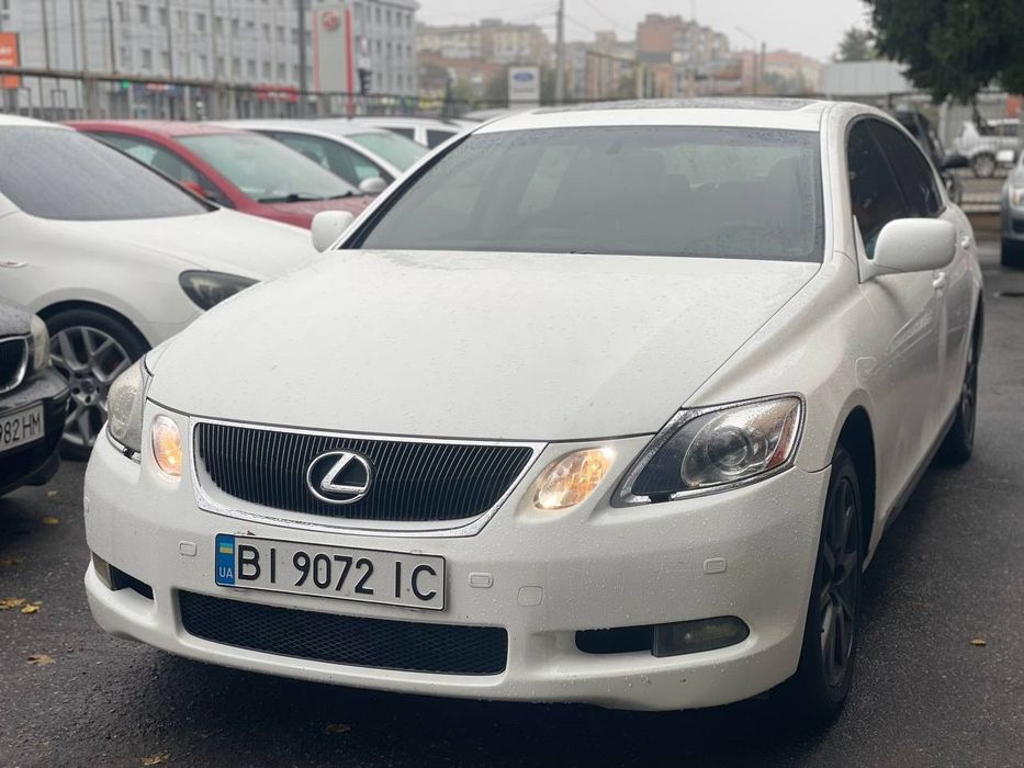 У Продажу Lexus GS350