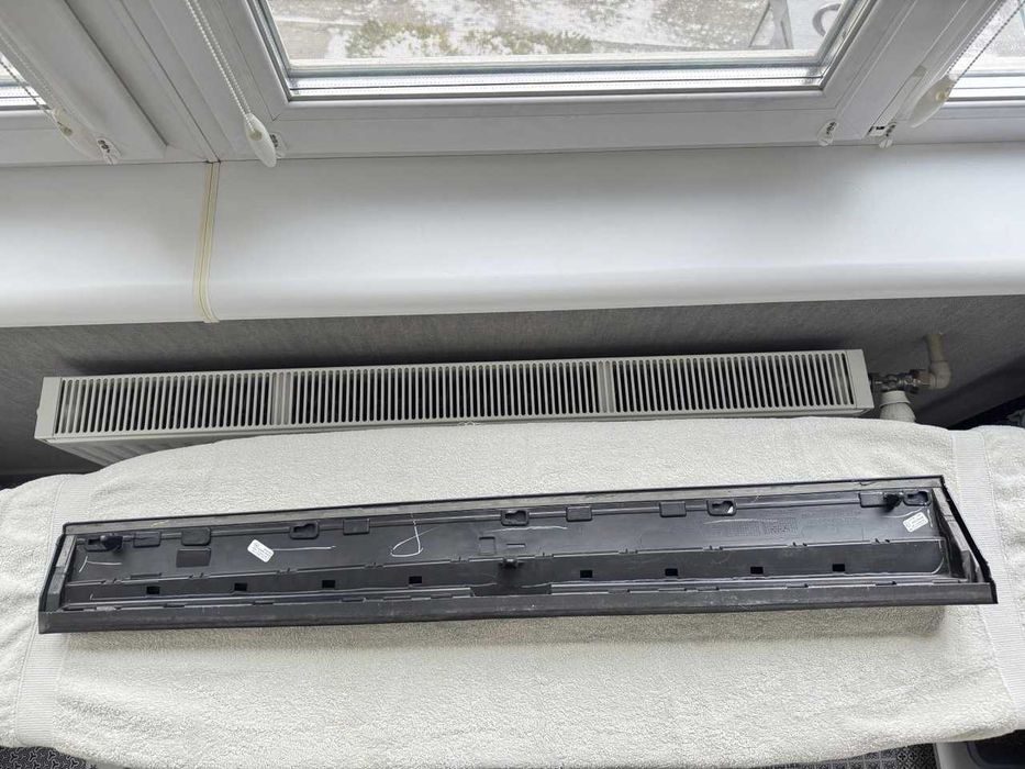 Audi q5 80a sline накладка на праві передні двері 80a853960b