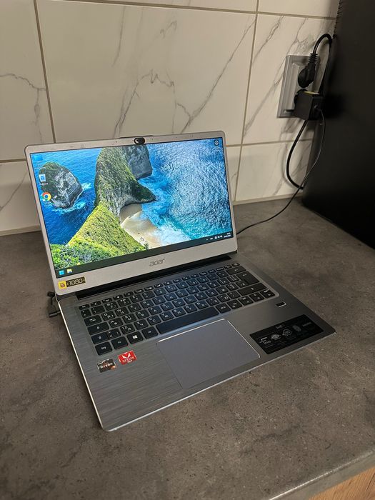 Ультрабук 14" Acer Swift 3 (SF314-41) / Full HD IPS / Ryzen 5 3500U / 12GB DDR4 / SSD 512GB / Vega 8 / Сканер відбитка