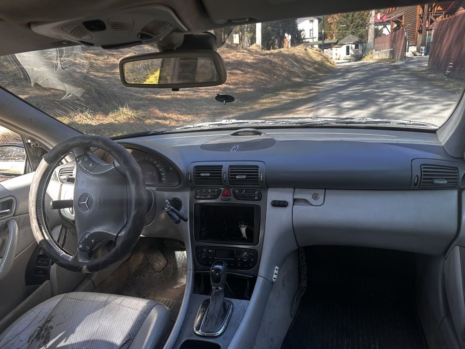 Продам мерседес мотор 2.7