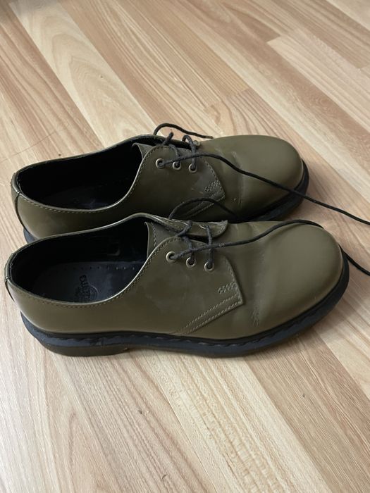 Шкіряні туфлі черевики Dr Martens мартінси короткі оливкового кольору