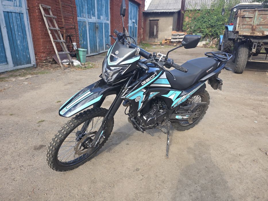 Продам Geon X-LINE 250