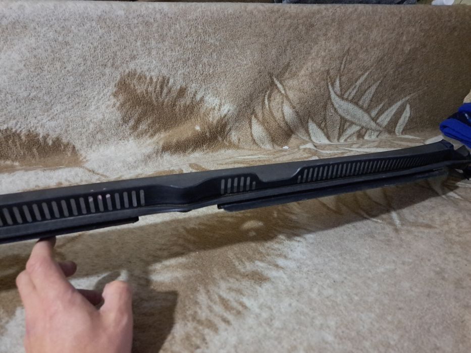 Решітка перед лобовим склом Audi A6 C5 1997-2005 жабо, FP 0014 993
Рей