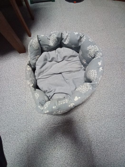 Cama  para animal bom estado