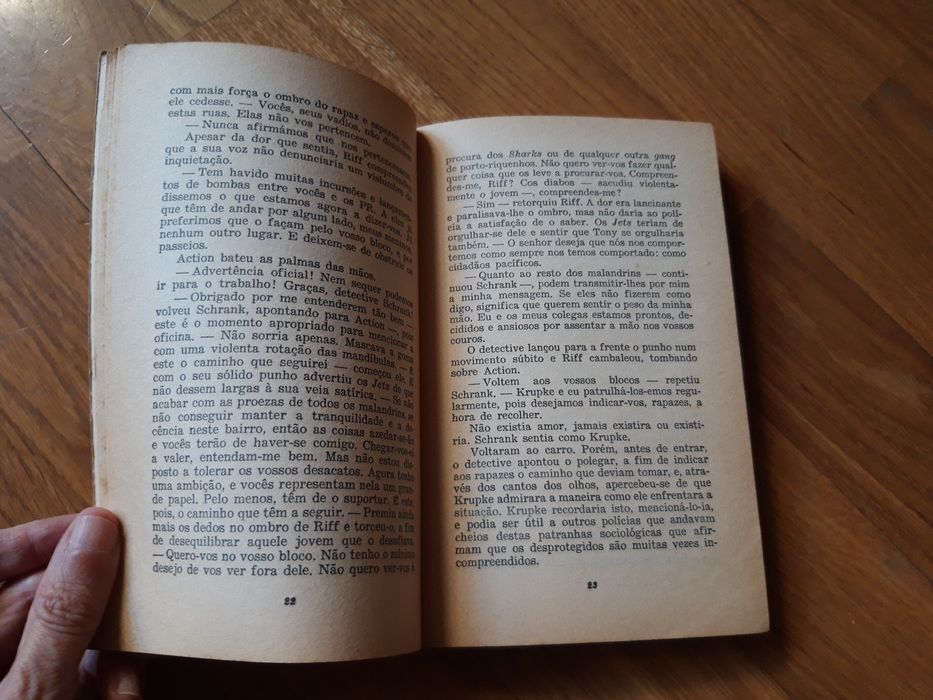 Livro "West Side Story" de Irving Shulman