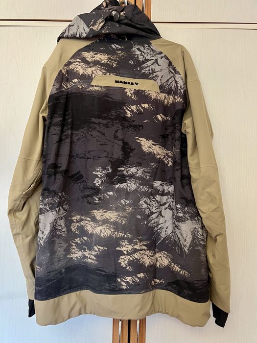 Куртка oakley сноуборд лижі