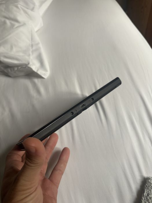 Nintendo Switch Oled + 2 comandos extra + 6 jogos