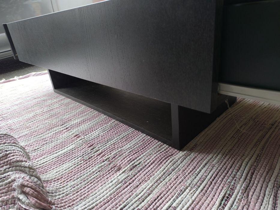 Mesa de centro com vidro