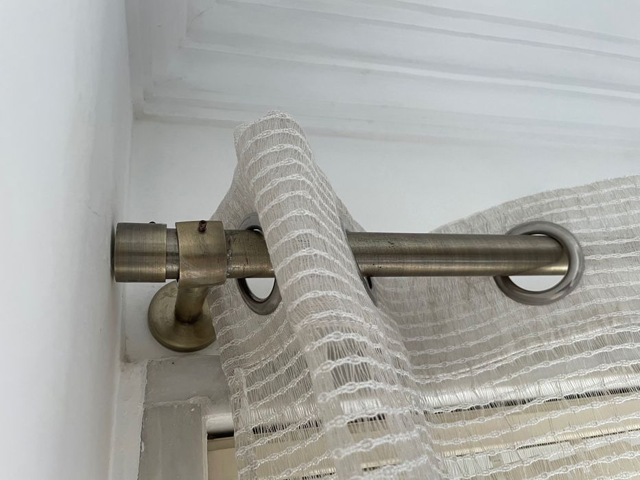 4 cortinados beges