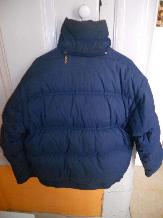 blusao de penas duffy de 2 cores bordeaux e azul