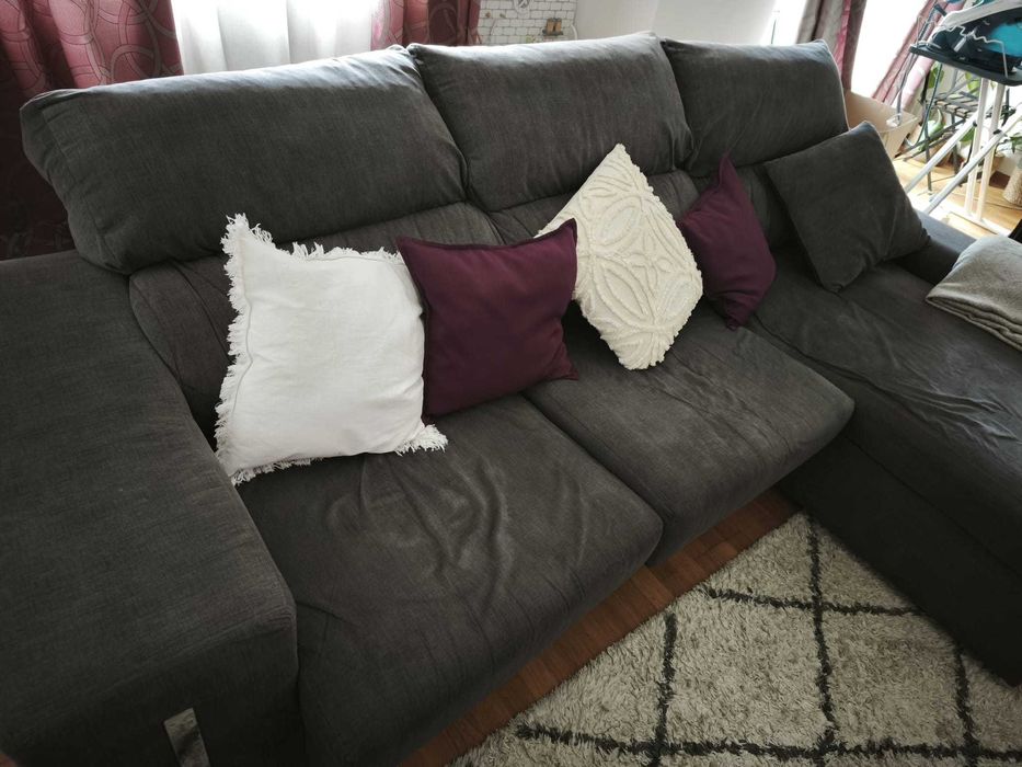 Sofá com chaise long marca "ok sofás"