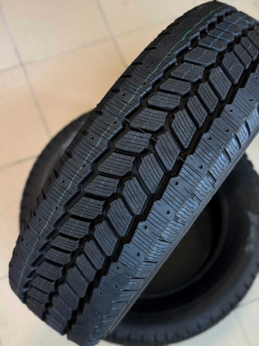 Шини зимові 225/70 R15C 112/110Q резина зимня M+S AGIS Glob-Gum Poland