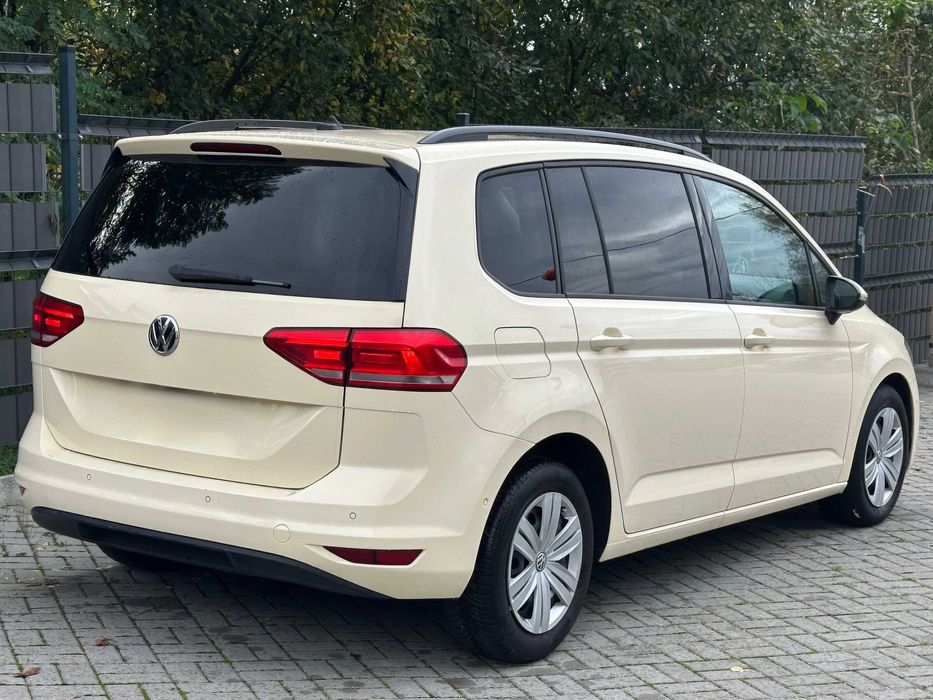 Volkswagen Touran      2017