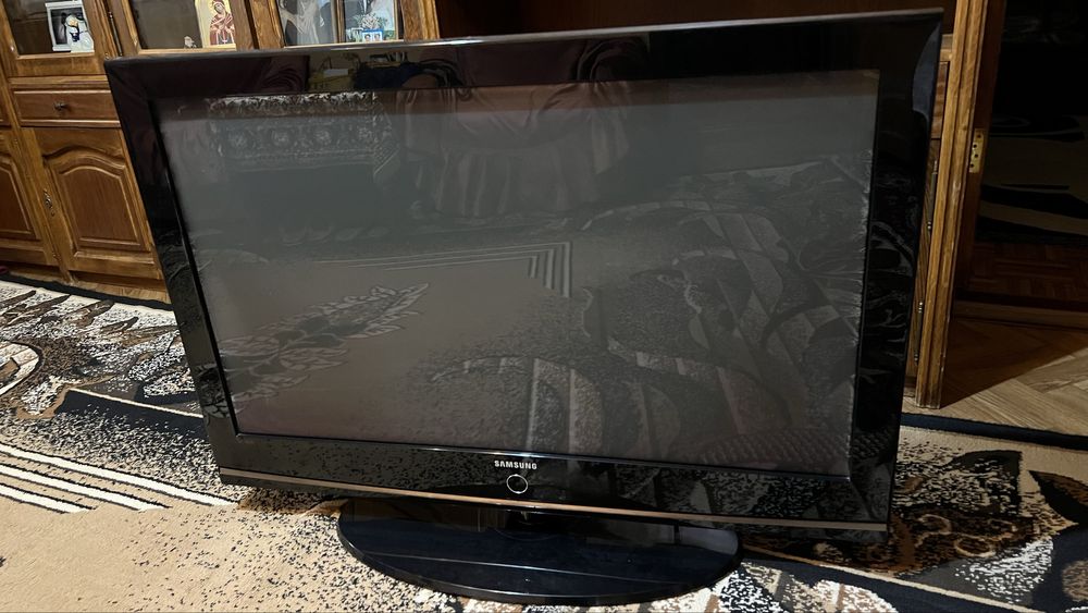 Продам телевізор