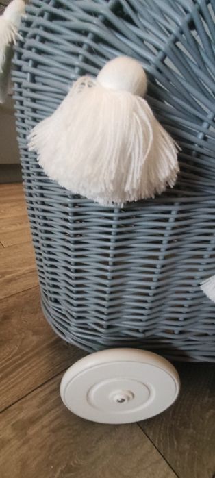 Wózek dla lalek wiklinowy