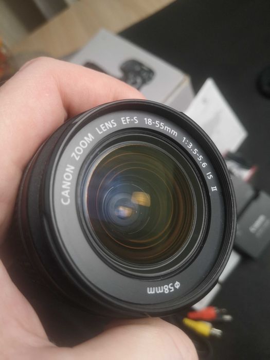 Фотоапарат Canon EOS 600D Kit 18-55 IS II