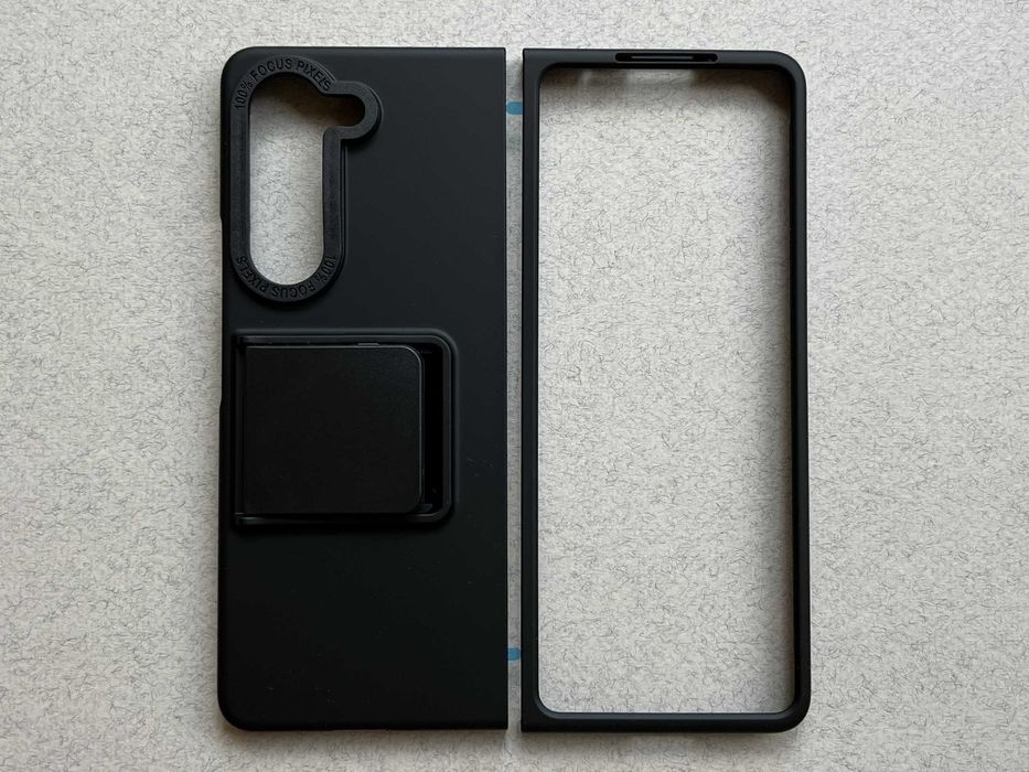 Samsung Galaxy Fold 5 чохол із ніжкою підставкою пластик чехол