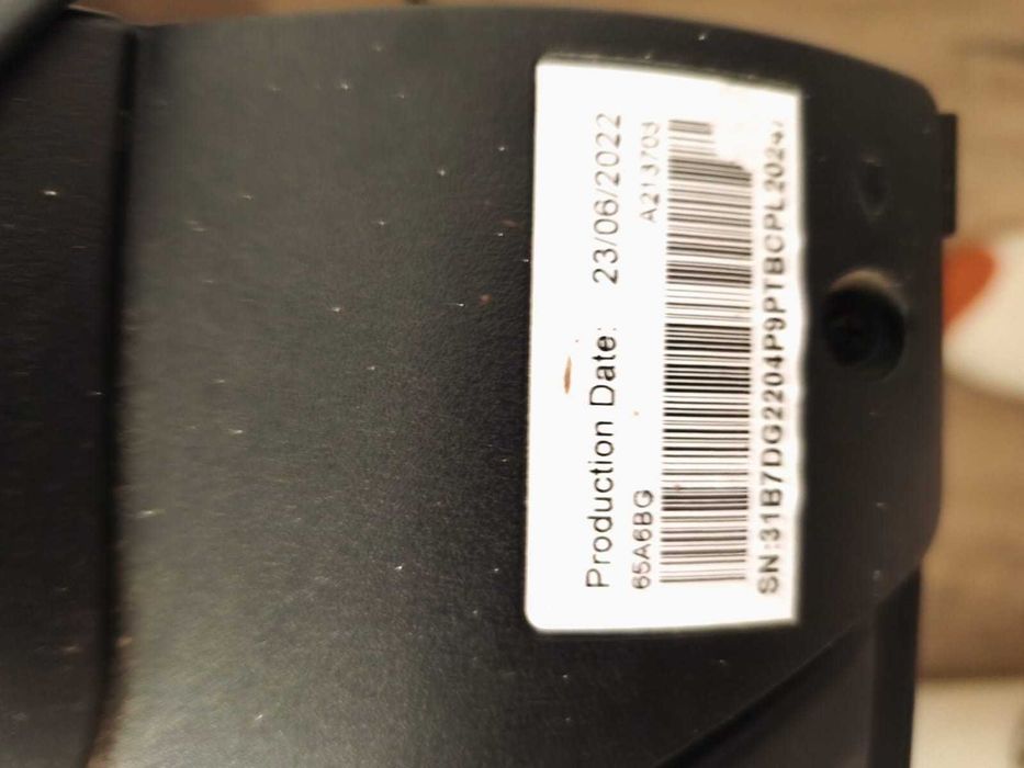 TV Hisense 65A6BG de 65 polegadas para peças ou reparação.