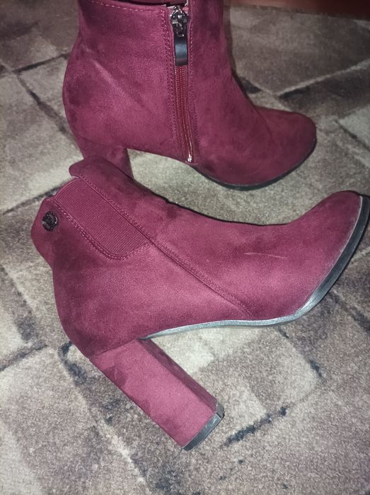Ботильйони замшеві