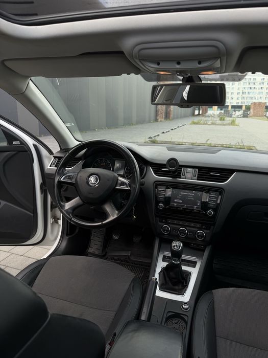 Skoda Octavia 2013 VIN TMBJD7NE4E0084921 фото оголошення 13 з 24