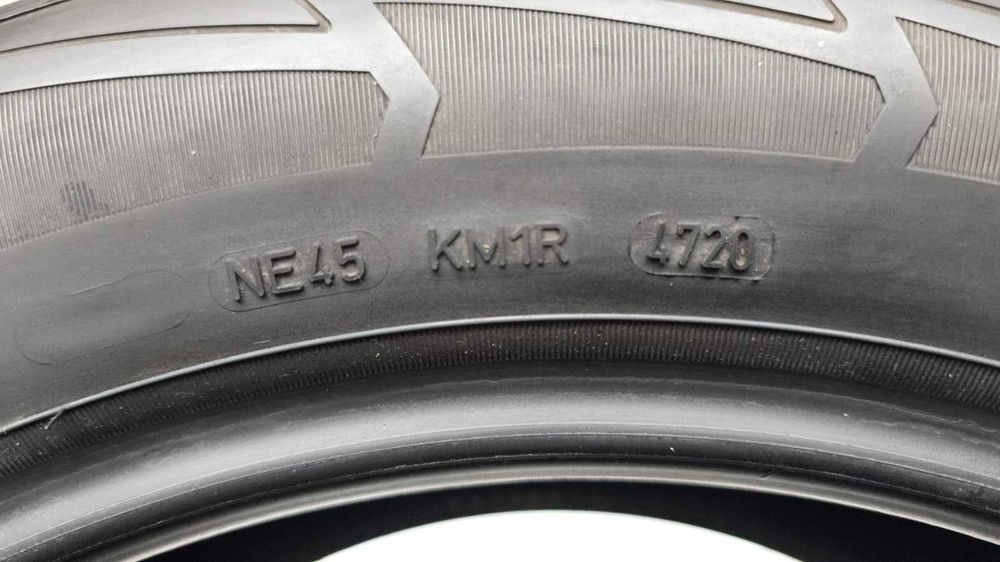 2 sztuki opony zima 235/60/18 Goodyear 107H XL (OL645/OH)