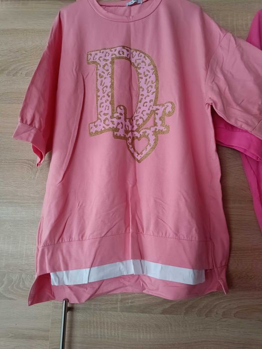 Nowa piękna bluza