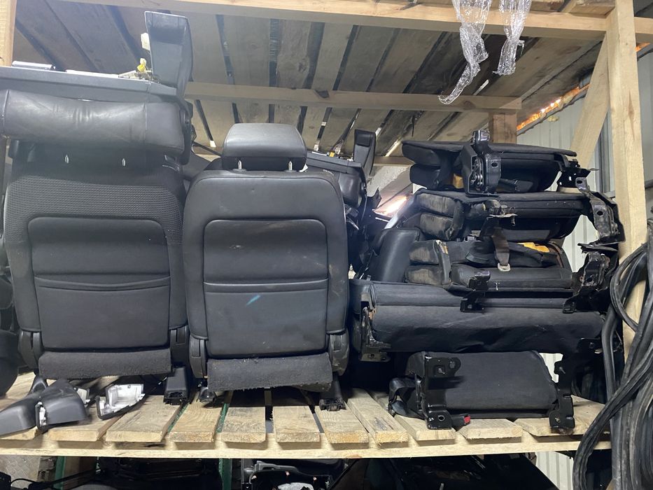 Сидіння, шкіра, тканина Nissan Navara D40 Pathfinder R51 автосидения