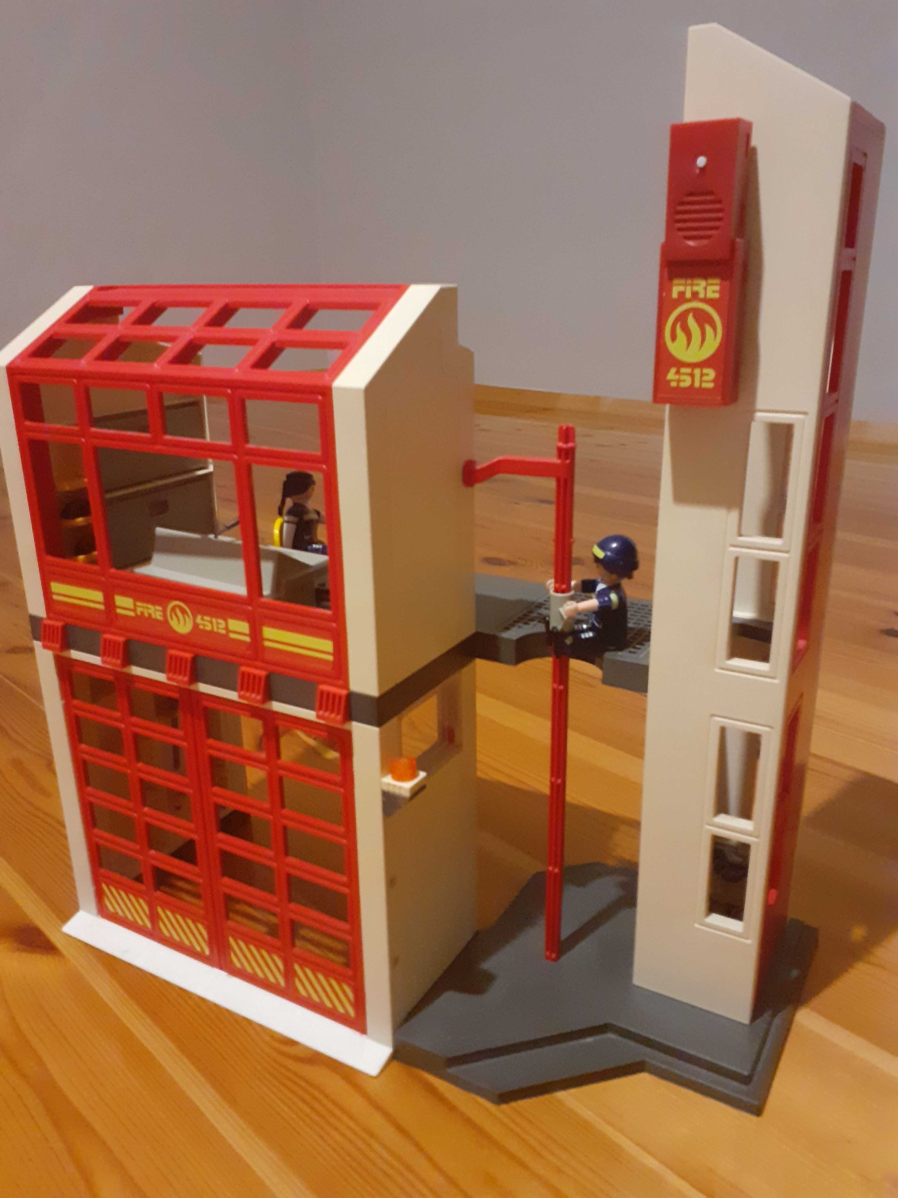 Caserne de pompiers Playmobil City action 5361
