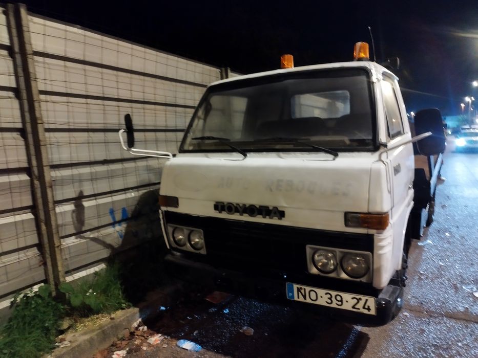TOYOTA DYNA - PESADA - Pronto Socorro