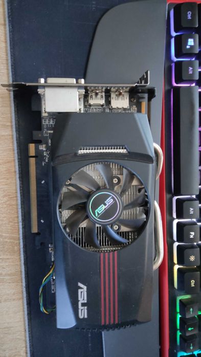 Відеокарта AMD Radeon HD 7770