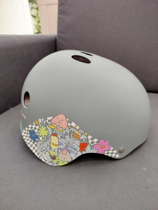 Capacetes Skate Triple 8 NOVO a estrear