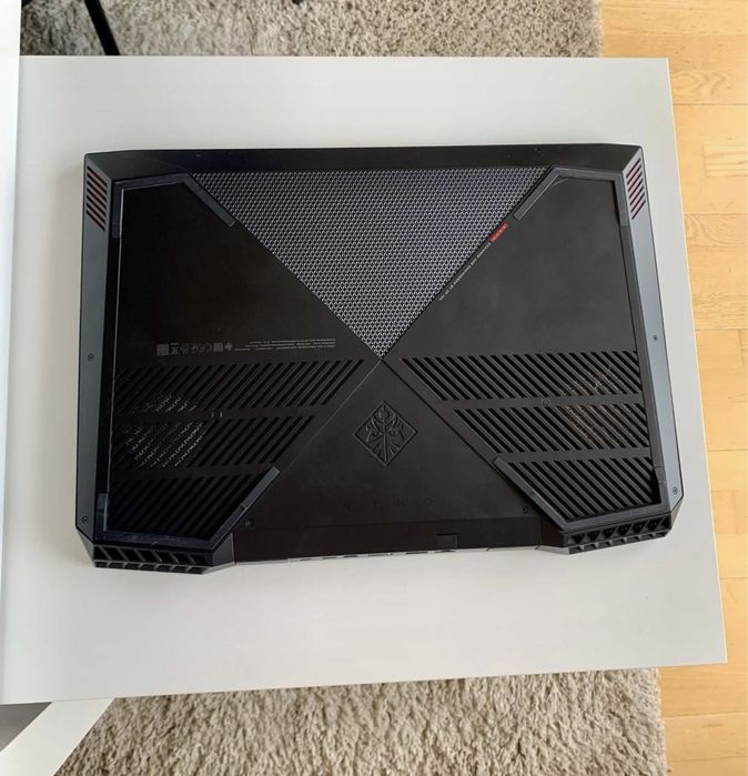 HP Omen 15-dc0004np, like new (trades accepted)64283774797315122