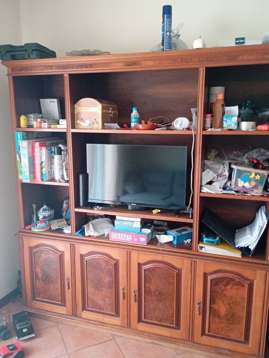 Móvel de sala muinto bom estado