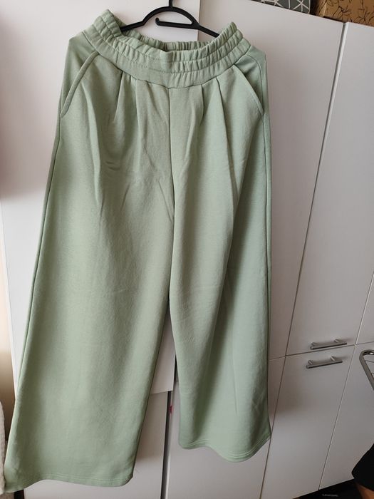 Szerokie spodnie dres 36/38 S/M