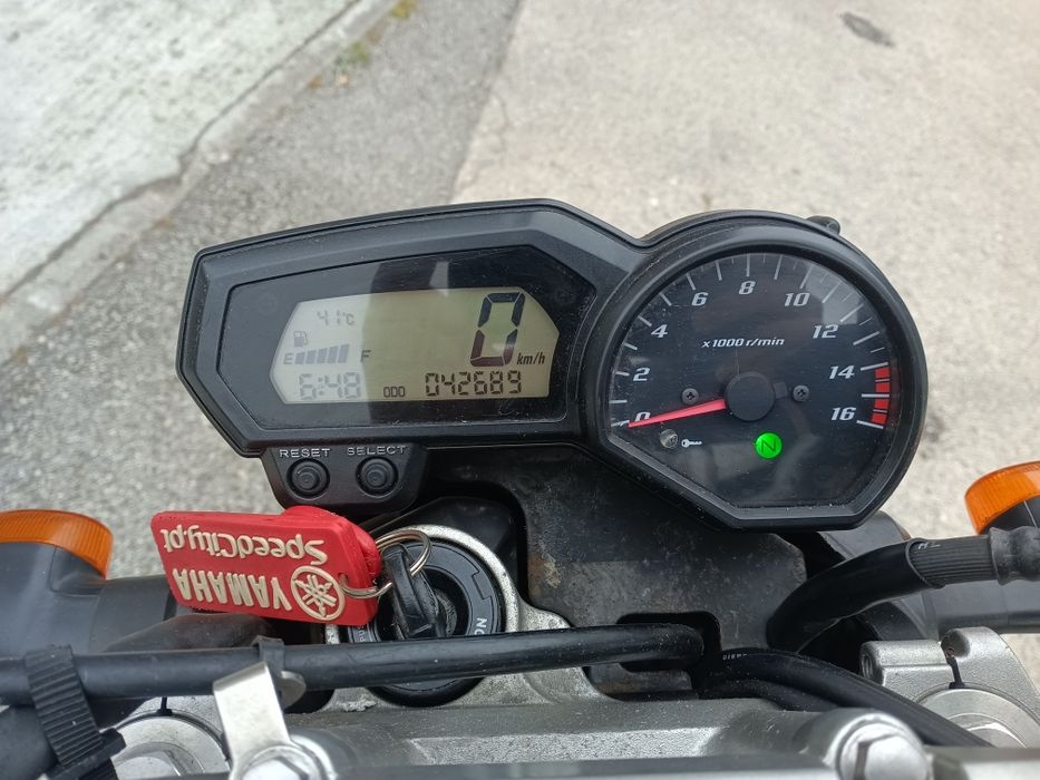 Yamaha fz6-n  s2