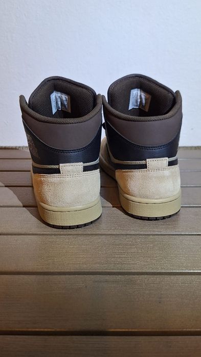 Кросівки Air Jordan 1 MID HV6422 200 US10 EUR44 28CM