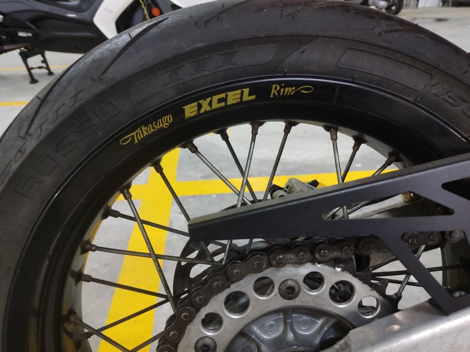 KTM 640 LC4 supermotard