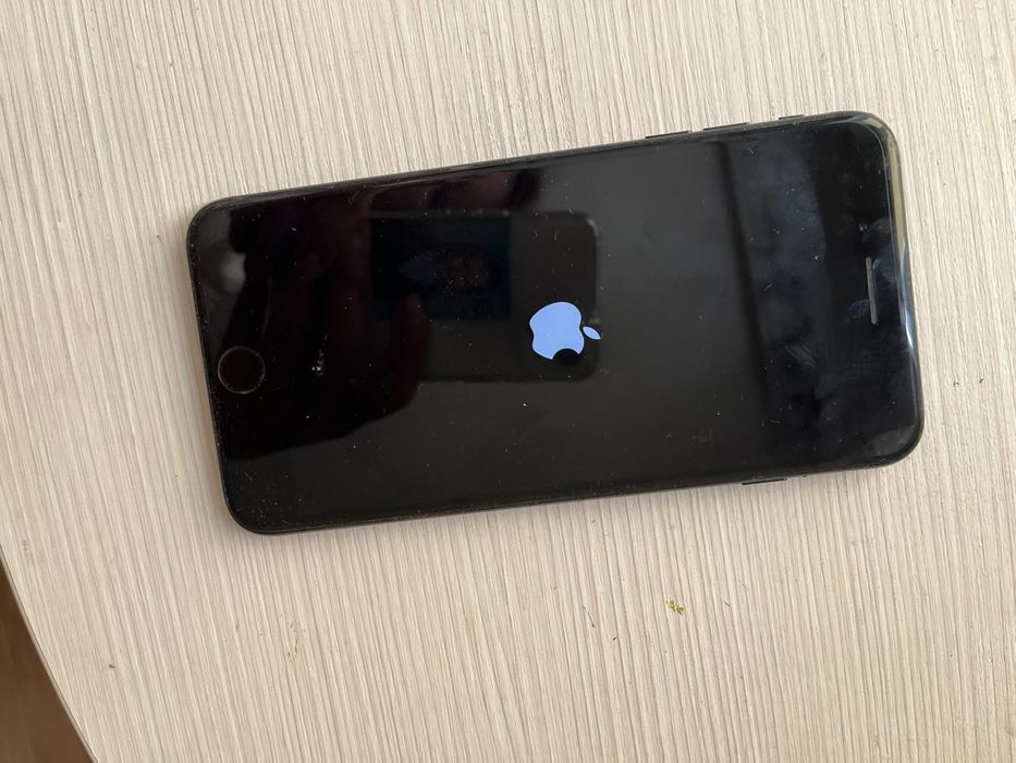 Apple iPhone 7 Plus 128 ГБ Б/У