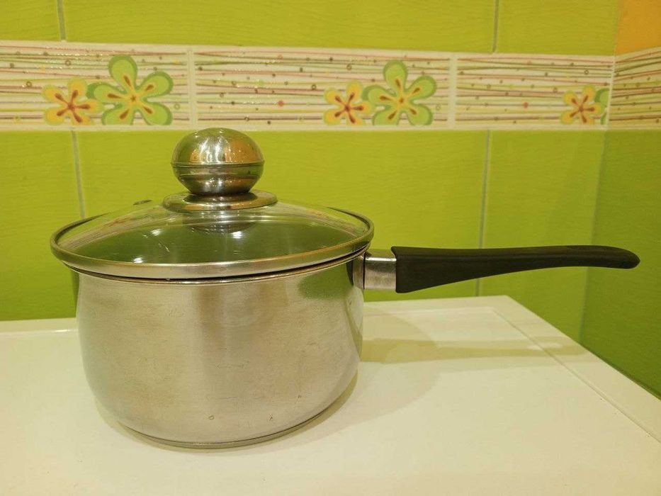 Кухонний ківш об'ємом 1,5 л з нержавіючої сталі