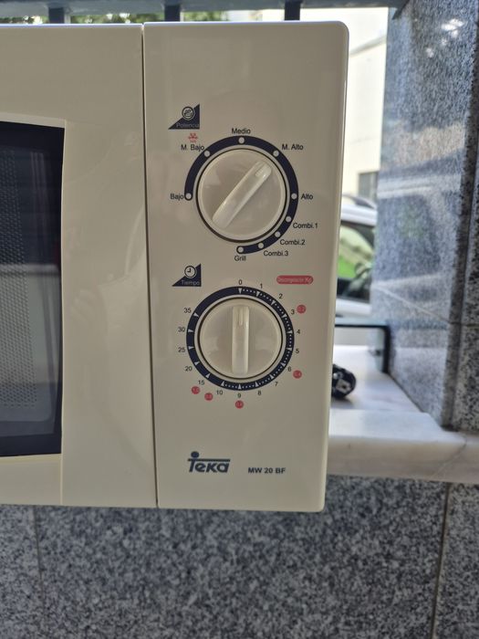 Microondas Teka com grill